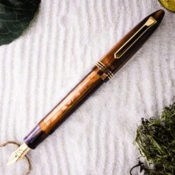 Tibaldi Bononia Seilan Purple Resin Fountain Pen, Gold Trim