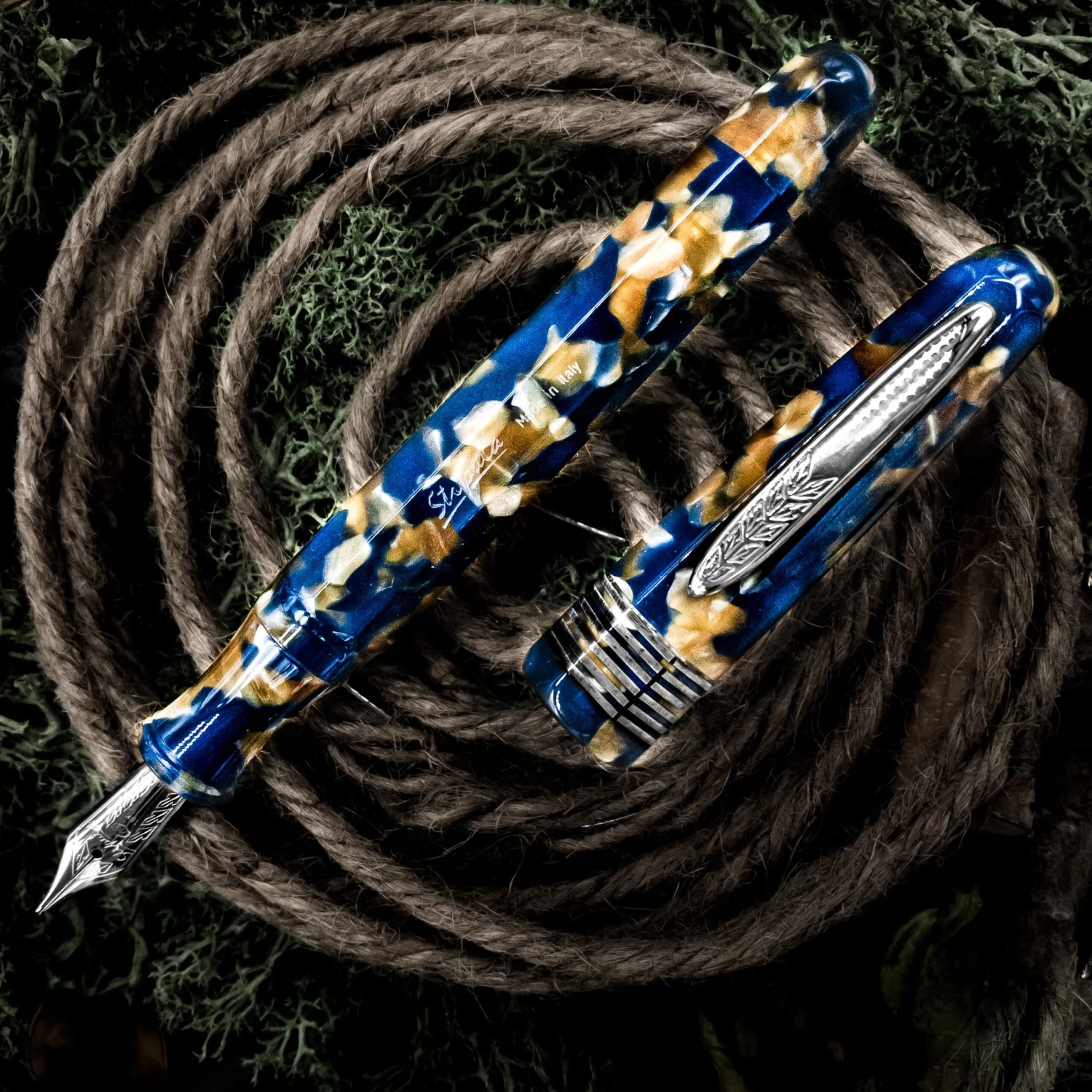 Stipula Limited Edition Etruria Faceted Fountian Pen, Champagne Blue 3 Stipula Limited Edition Etruria Faceted Fountian Pen, Champagne Blue